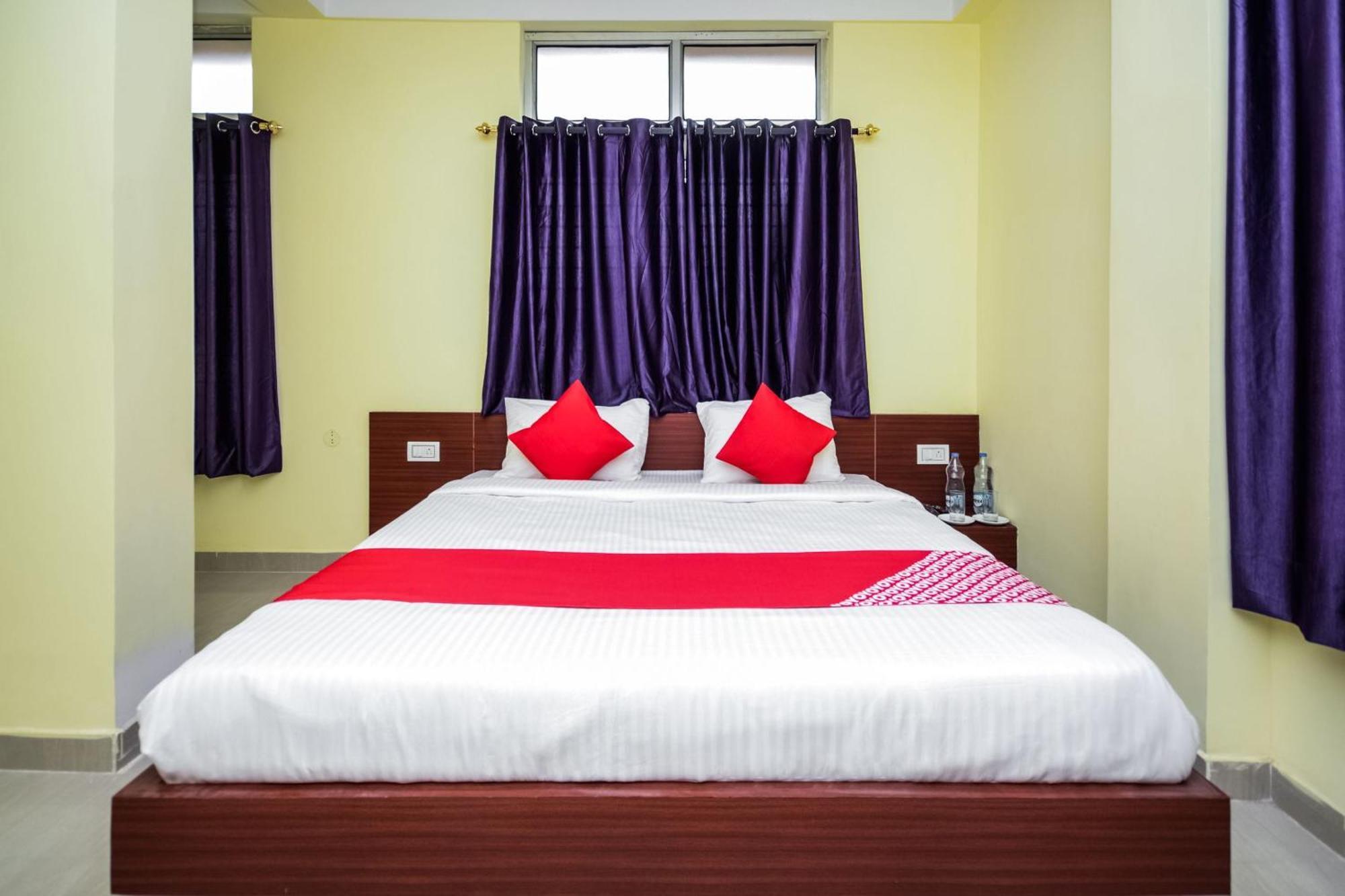 Hotel Vaccinated Staff- OYO Flagship 22365 Bimal Residency GS Road Dispur Exterior foto